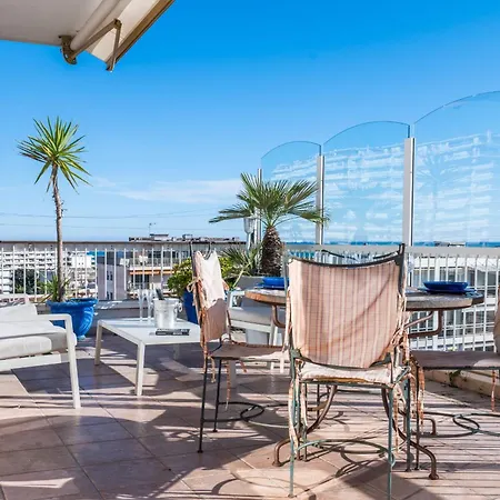Appartement Rooftop Sea View Close To Center Cannes